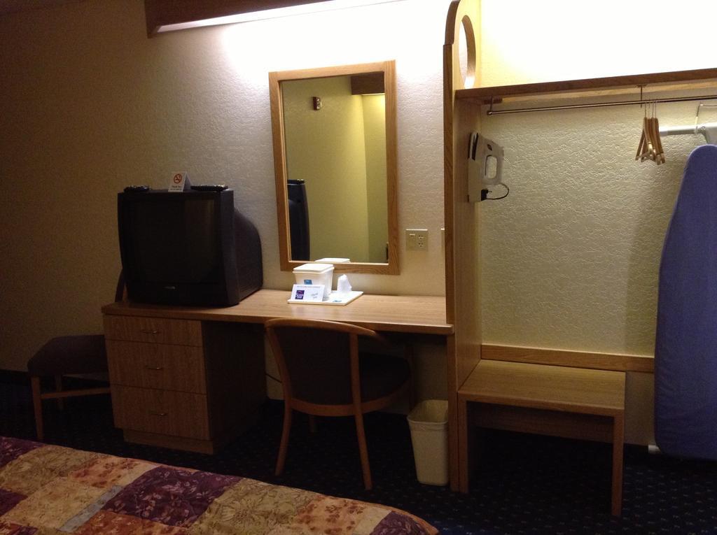 Econo Lodge Denver International Airport Aurora Eksteriør billede
