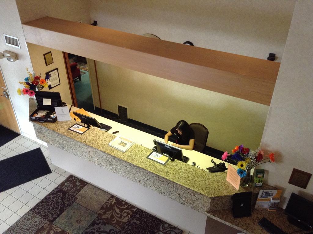 Econo Lodge Denver International Airport Aurora Eksteriør billede