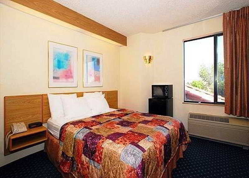 Econo Lodge Denver International Airport Aurora Eksteriør billede
